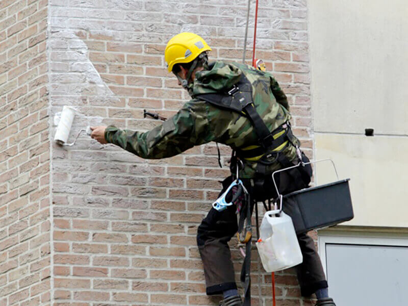 traitement hydrofuge de votre façade par des techniciens qualifiés